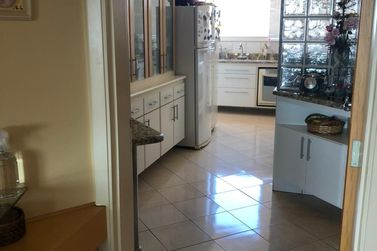 Apartamento &agrave; venda - 160m&sup2; - Centro