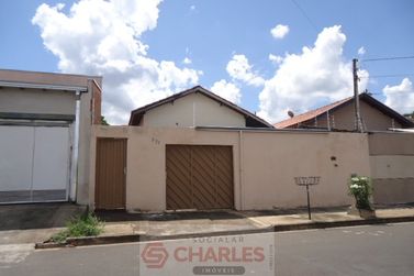 Casa &agrave; venda - 76m&sup2; - Centro