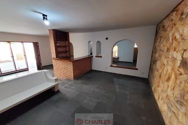 Casa &agrave; venda - 444m&sup2; - Centro