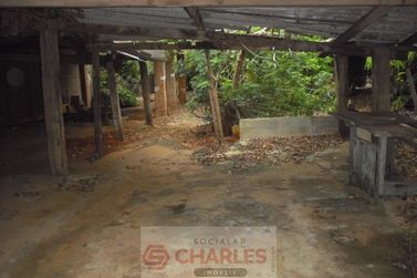 S&iacute;tio &agrave; venda - 10m&sup2; - Centro
