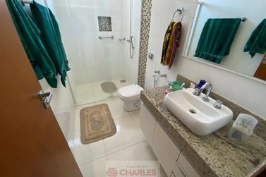 S&iacute;tio &agrave; venda - 312m&sup2; - Centro