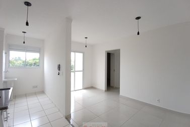 Apartamento para alugar - 46m&sup2; - Centro