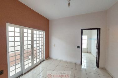 Casa &agrave; venda - 128m&sup2; - Centro