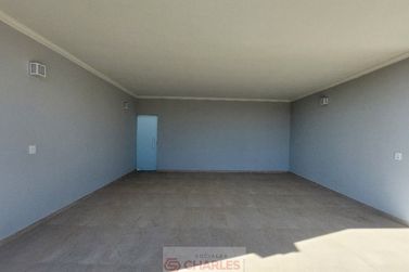 Casa para alugar - 165m&sup2; - Centro