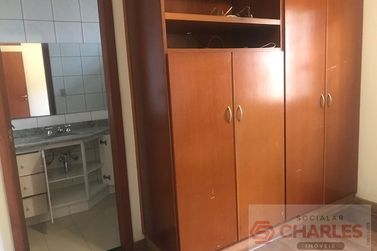 Casa &agrave; venda - 204m&sup2; - Centro