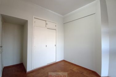 Apartamento para alugar - 131m&sup2; - Centro