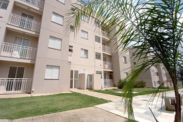 Apartamento para alugar - 46m&sup2; - Centro
