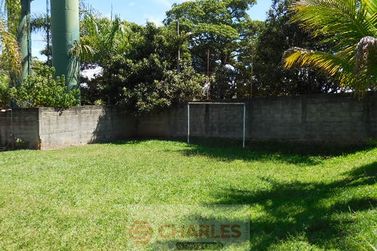 S&iacute;tio &agrave; venda - 280m&sup2; - Centro