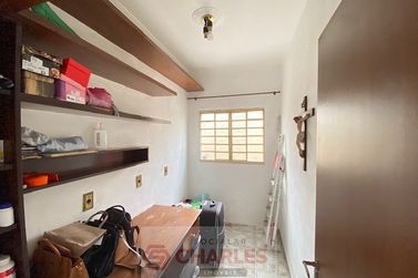 Casa &agrave; venda - 281m&sup2; - Centro