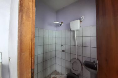 Casa &agrave; venda - 10m&sup2; - Centro