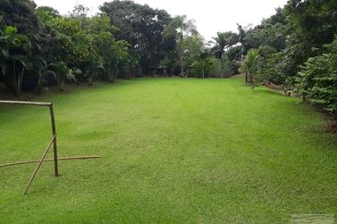 S&iacute;tio &agrave; venda - 10m&sup2; - Centro