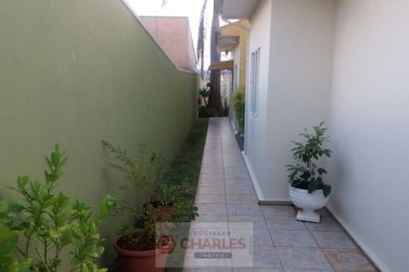 Casa &agrave; venda - 191m&sup2; - Centro