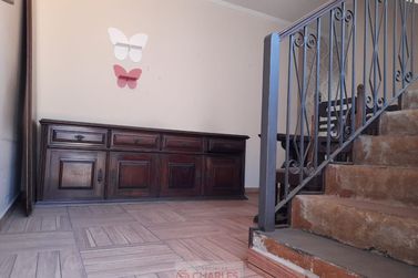 Casa &agrave; venda - 294m&sup2; - Centro