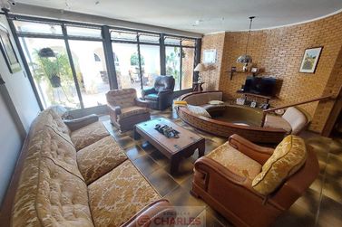 S&iacute;tio &agrave; venda - 634m&sup2; - Centro