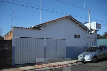 Casa &agrave; venda - 103m&sup2; - Centro