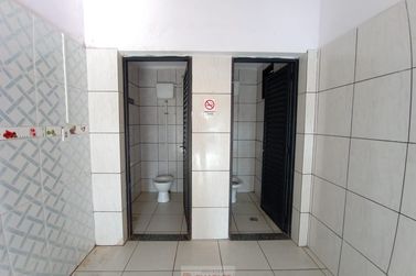 Sal&atilde;o Comercial para alugar - 35m&sup2; - Centro