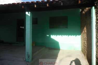 Casa para alugar - 10m&sup2; - Centro