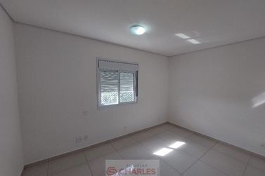 Apartamento para alugar - 114m&sup2; - Centro