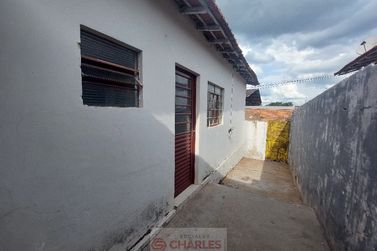 Casa para alugar - 54m&sup2; - Centro