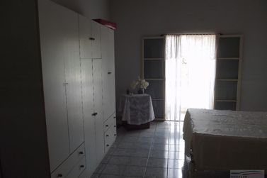 Casa &agrave; venda - 360m&sup2; - Centro