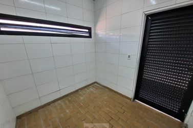 Sala Comercial para alugar - 180m&sup2; - Centro