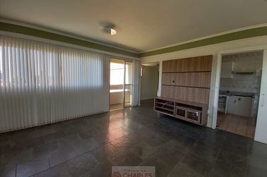 Apartamento para alugar - 94m&sup2; - Centro