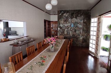 Casa &agrave; venda - 176m&sup2; - Centro