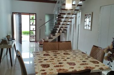 Casa &agrave; venda - 260m&sup2; - Centro