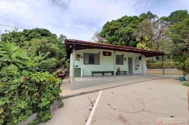 S&iacute;tio &agrave; venda - 160m&sup2; - Centro