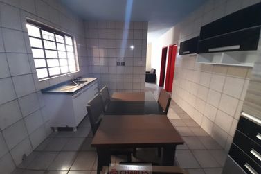 Casa &agrave; venda - 125m&sup2; - Centro