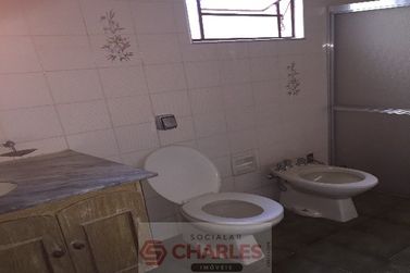 Casa &agrave; venda - 300m&sup2; - Centro
