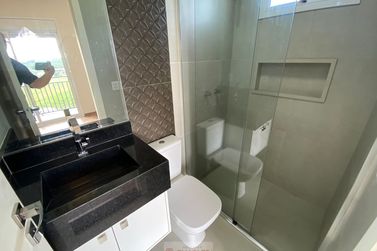 Casa &agrave; venda - 245m&sup2; - Centro