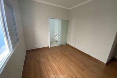 Casa &agrave; venda - 230m&sup2; - Centro