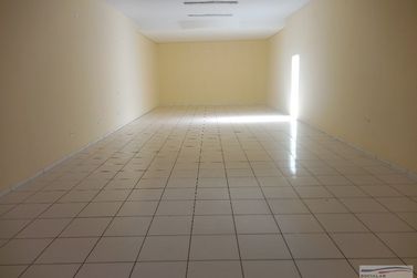Sala Comercial &agrave; venda - 450m&sup2; - Centro