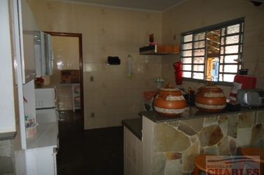 S&iacute;tio &agrave; venda - 252m&sup2; - Centro