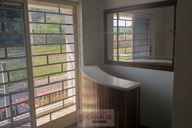 Casa &agrave; venda - 252m&sup2; - Centro