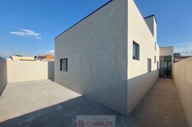Casa &agrave; venda - 105m&sup2; - Centro