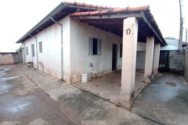 Casa &agrave; venda - 132m&sup2; - Centro