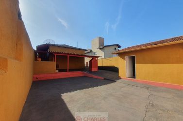 Casa para alugar - 173m&sup2; - Centro