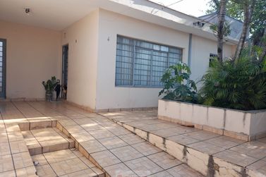 Casa &agrave; venda - 171m&sup2; - Centro