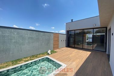 Casa &agrave; venda - 229m&sup2; - Centro