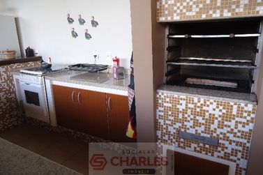 Casa &agrave; venda - 450m&sup2; - Centro