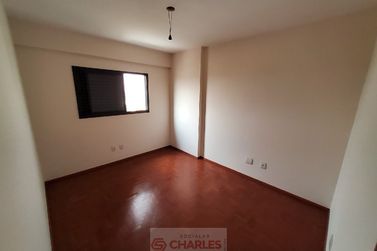 Apartamento &agrave; venda - 155m&sup2; - Centro