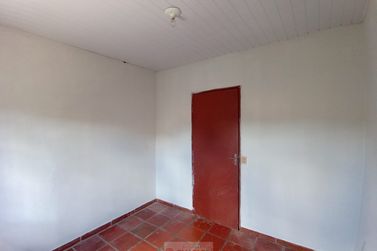 Casa para alugar - 80m&sup2; - Centro