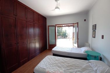 Casa para alugar - 360m&sup2; - Centro