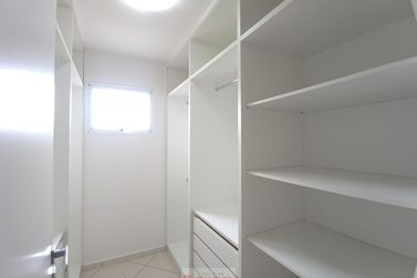 Apartamento para alugar - 105m&sup2; - Centro