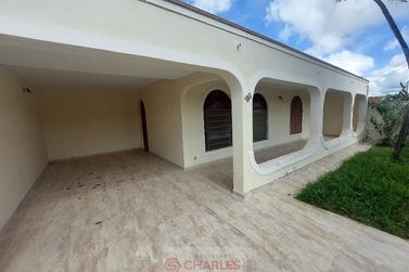 Casa &agrave; venda - 154m&sup2; - Centro
