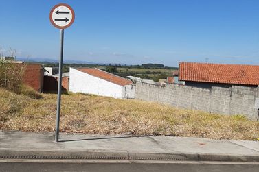 Terreno &agrave; venda - 10m&sup2; - Centro