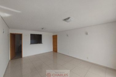 Apartamento para alugar - 114m&sup2; - Centro