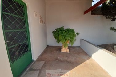 Sal&atilde;o Comercial para alugar - 300m&sup2; - Centro